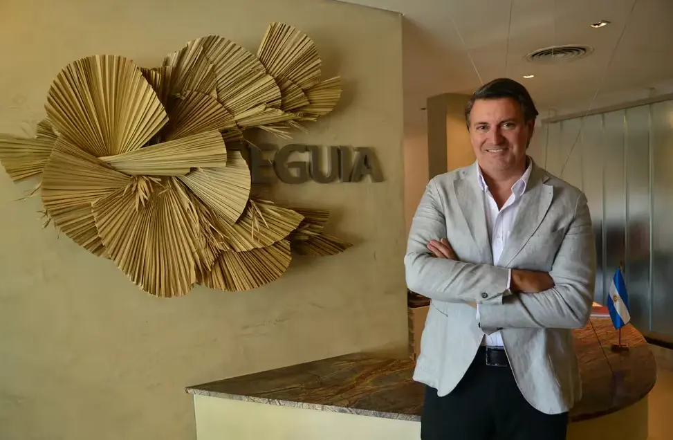 javier eguía cuenta cómo desarrolla su proyecto de Eguía marcas y patentes